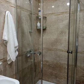 In Səbail rayonu 60.0 m² apartment is for rent - Image 2