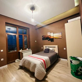 In Baku 90.0 m² apartment is for sale - Image 8