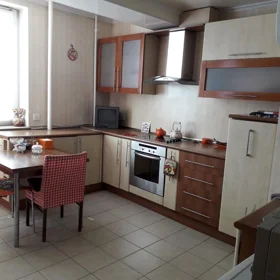 In Baku 125.0 m² apartment is for rent - Image 7
