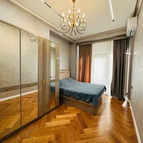 In Baku 170.0 m² apartment is for rent - Image 8