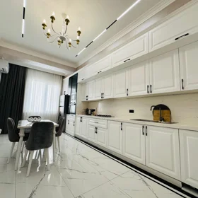 In Baku 170.0 m² apartment is for rent - Image 10
