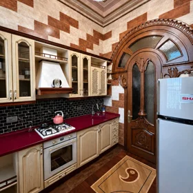 In Baku 110.0 m² apartment is for sale - Image 8