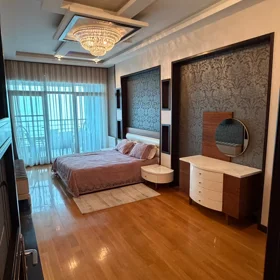 In Baku 200.0 m² apartment is for rent - Image 7