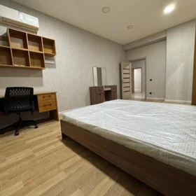 In Baku 150.0 m² apartment is for rent - Image 10