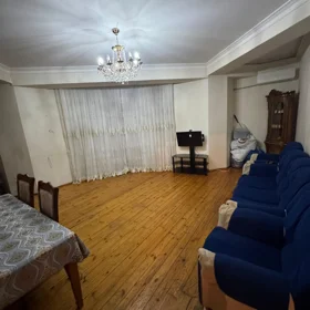 In Baku 120.0 m² apartment is for rent - Image 3