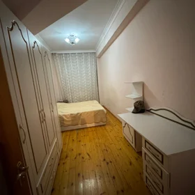 In Baku 120.0 m² apartment is for rent - Image 10