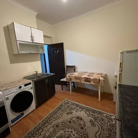In Baku 90.0 m² apartment is for rent - Image 8