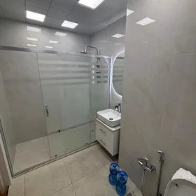 In Baku 80.0 m² apartment is for rent - Image 6