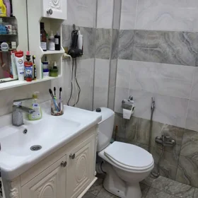 In Baku 65.0 m² apartment is for rent - Image 6