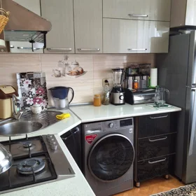 In Baku 65.0 m² apartment is for rent - Image 9