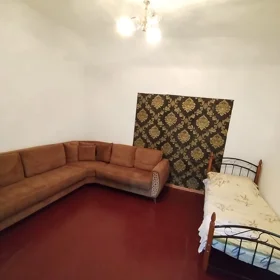 In Baku 30.0 m² house with 2.0 rooms is for rent - Image 3
