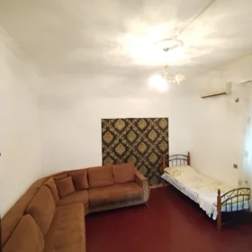 In Baku 30.0 m² house with 2.0 rooms is for rent - Image 6