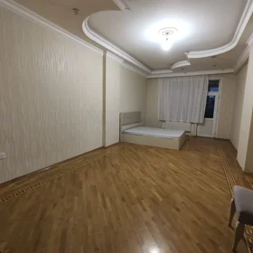 In Baku 150.0 m² apartment is for rent - Image 8