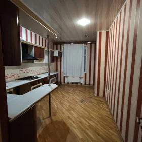 In Baku 150.0 m² apartment is for rent - Image 10