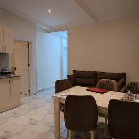 In Baku 110.0 m² apartment is for sale - Image 2