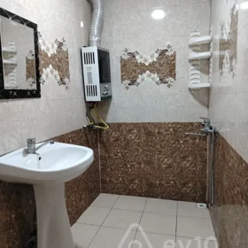 In Baku 65.0 m² apartment is for sale - Image 3