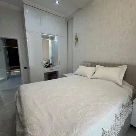 In Baku 65.0 m² apartment is for sale - Image 2