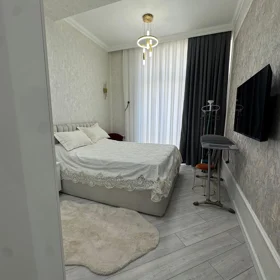 In Baku 65.0 m² apartment is for sale - Image 3