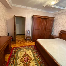 In Baku 90.0 m² apartment is for rent - Image 2