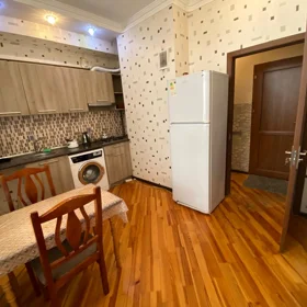 In Baku 90.0 m² apartment is for rent - Image 4