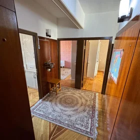 In Baku 90.0 m² apartment is for sale - Image 2