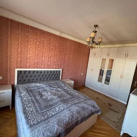 In Baku 90.0 m² apartment is for sale - Image 8
