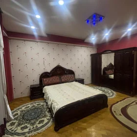 In Baku 152.0 m² apartment is for sale - Image 2