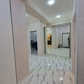 In Khirdalan 89.0 m² apartment is for sale - Image 5