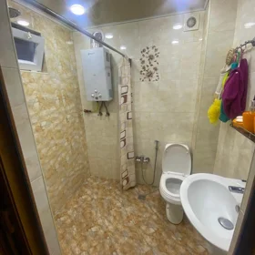 In Baku 80.0 m² apartment is for sale - Image 2