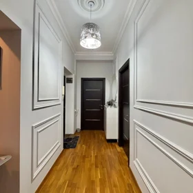 In Baku 84.0 m² apartment is for sale - Image 2