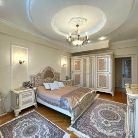 In Baku 170.0 m² apartment is for sale - Image 6