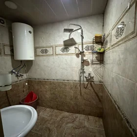 In Khirdalan 72.0 m² apartment is for rent - Image 6
