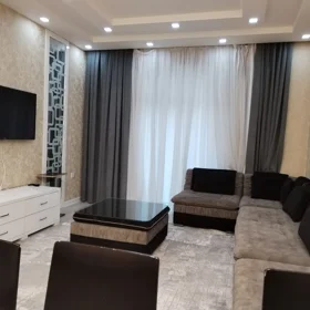 In Baku 65.0 m² apartment is for rent - Image 2