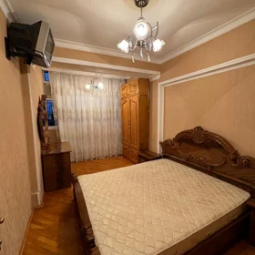 In Baku 80.0 m² apartment is for sale - Image 6