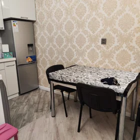 In Baku 70.0 m² apartment is for rent - Image 10