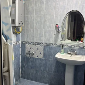 In Baku 75.0 m² apartment is for sale - Image 6