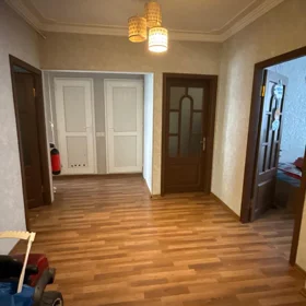 In Baku 75.0 m² apartment is for sale - Image 8