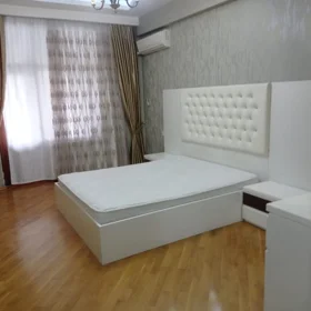 In Baku 145.0 m² apartment is for rent - Image 6