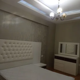 In Baku 145.0 m² apartment is for rent - Image 10
