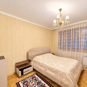 In Baku 76.0 m² apartment is for sale - Image 4